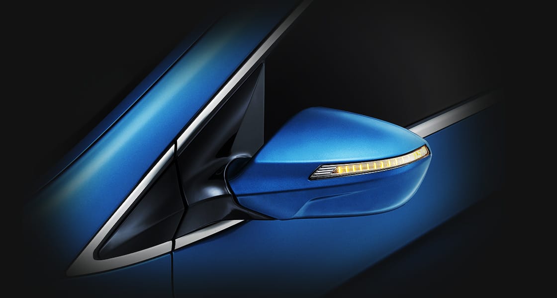 Side view of blue i40 Sedan