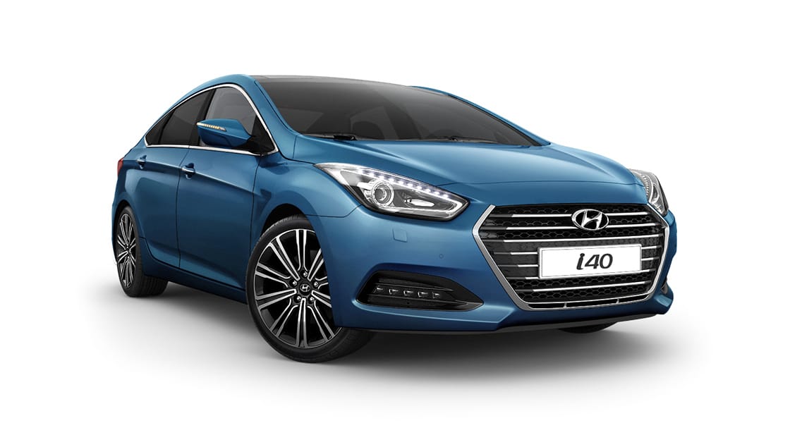 Side front view of blue i40 Sedan