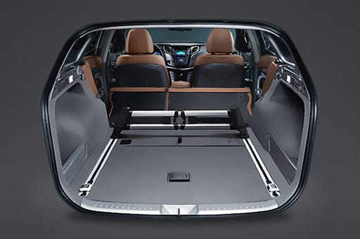 Rear seats folded from rear viewpoint