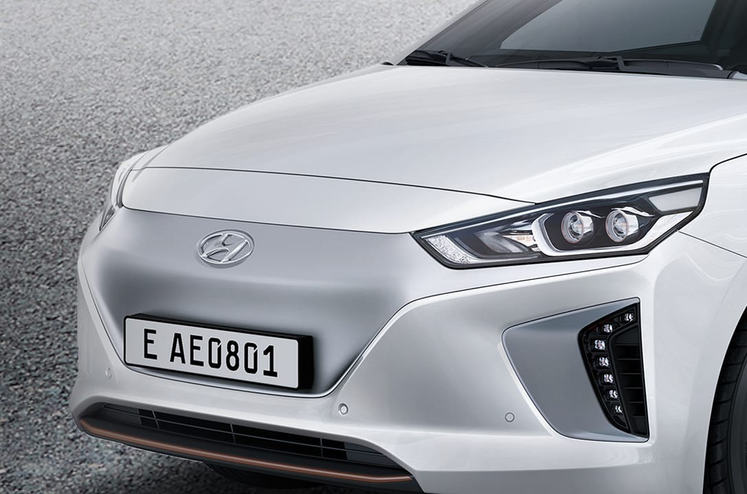 Closer view of side front part of white Ioniq Electric