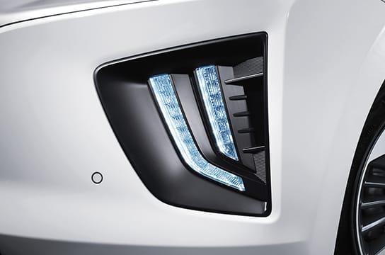 IONIQ plug-in hybrid LED DRL