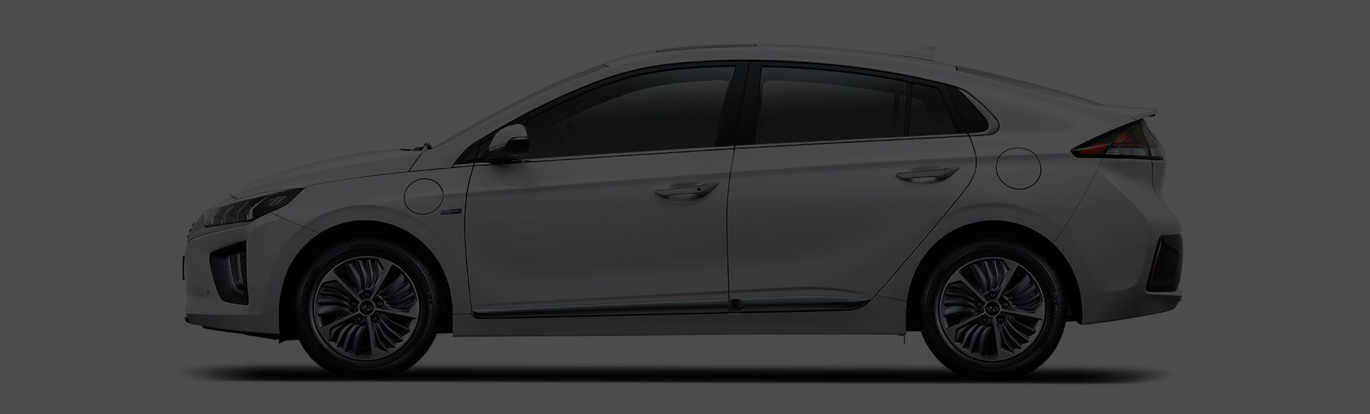 IONIQ plug-in hybrid exterior side design