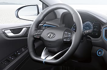 Closer view of D-cut steering wheel