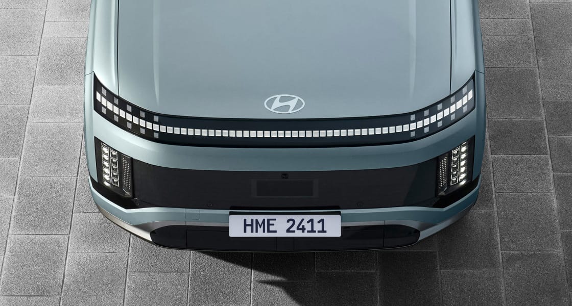 Front lights of IONIQ 9