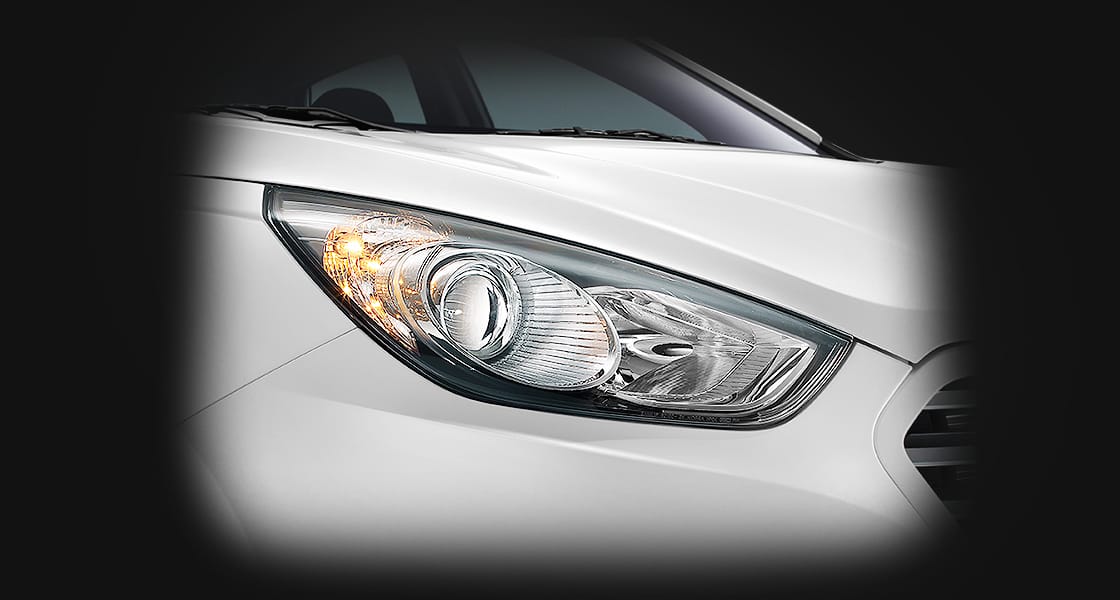 Closer view of HID headlamp