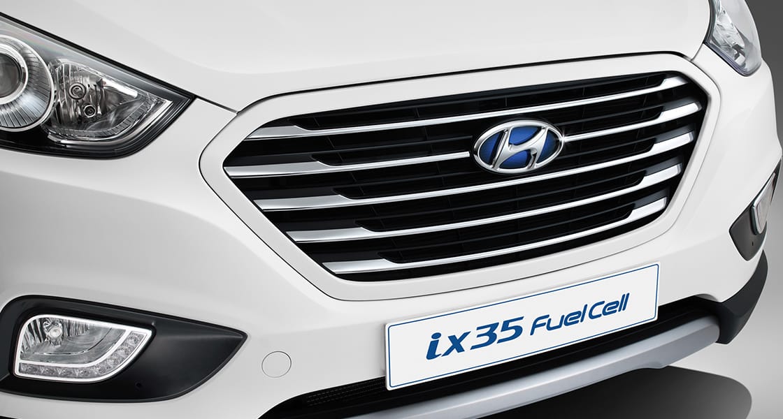 Radiator grille of white ix35 Fuel Cell