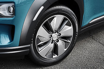 17" alloy wheel