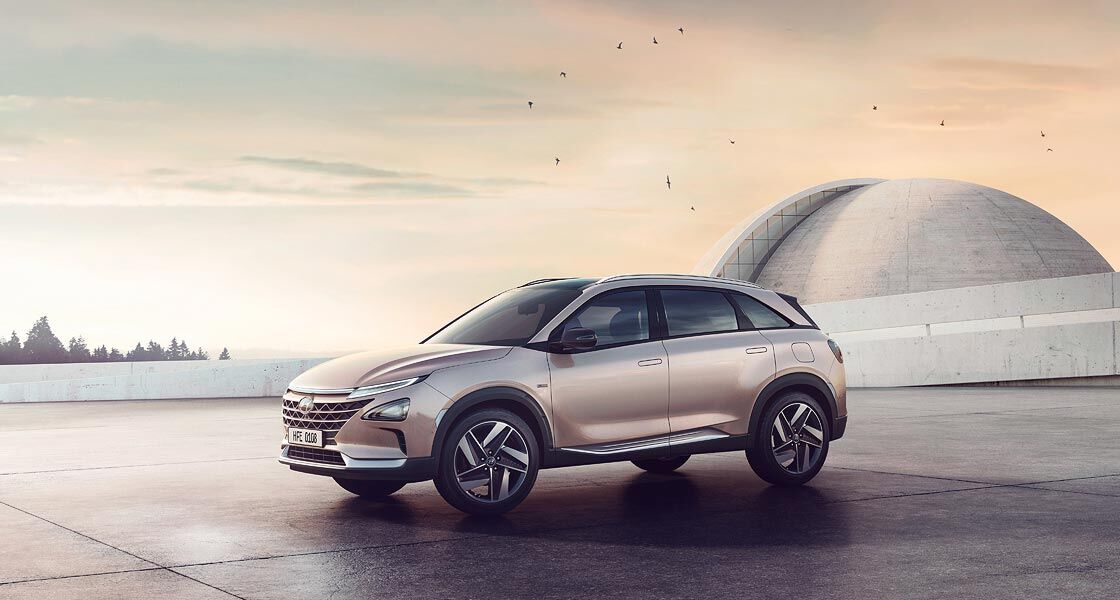 nexo 2019 side view