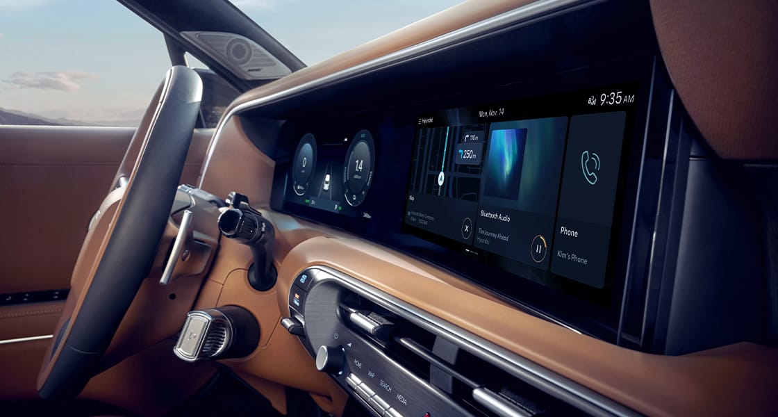 Panoramic Curved Display (12.3-inch Cluster)