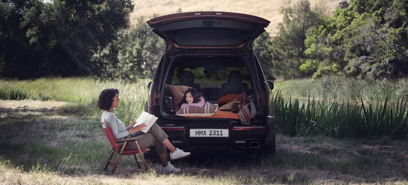 Utilizing the trunk of a Santa Fe