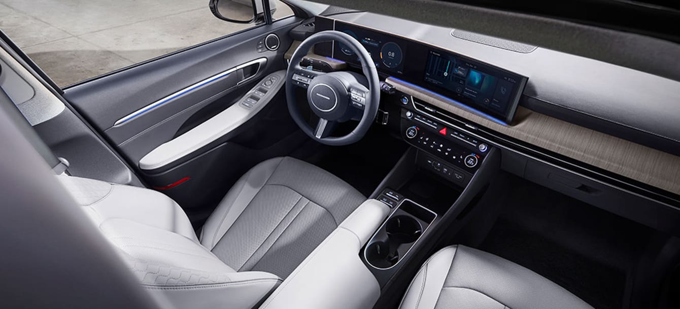 The new SONATA front seat image