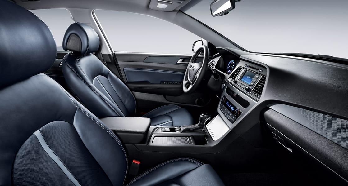 Panoramic view of front interior from side viewpoint