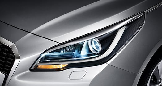 Left side headlight of silver Sonata Hybrid