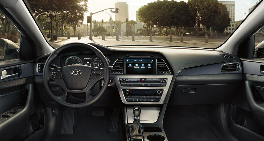 Hyundai sonata plug shop in hybrid