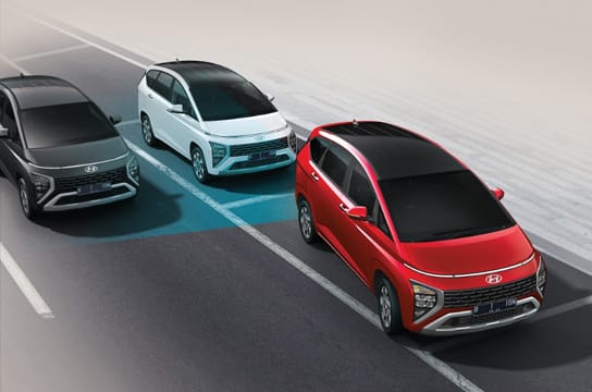 Blind-spot Collision-avoidance Assist (BCA - From parallel parking)