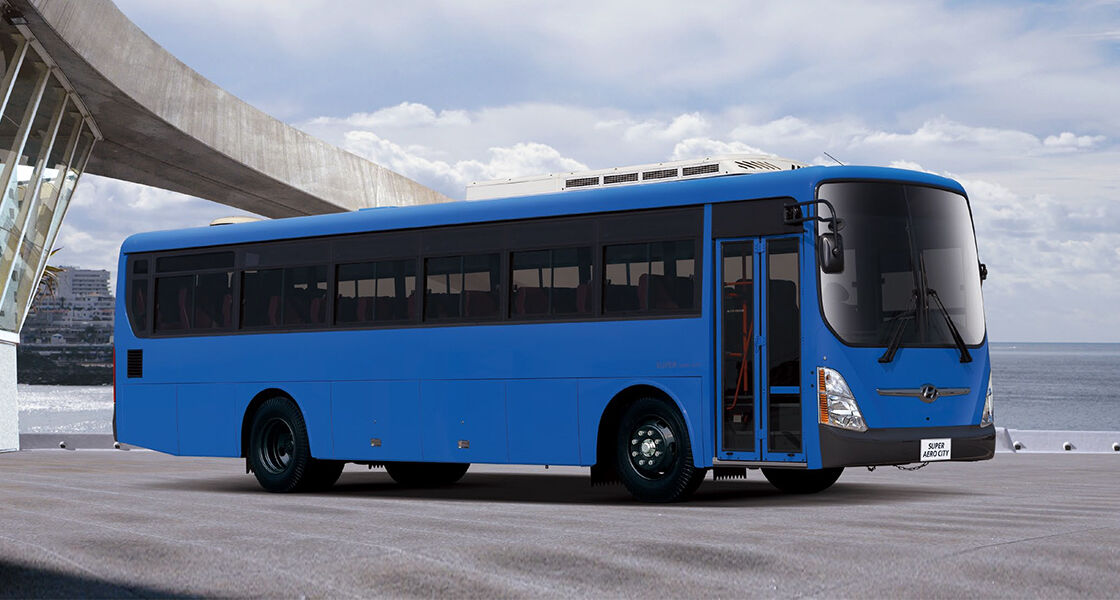 image of super aero city rear diagonal view