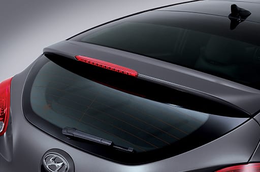 Top view of rear spoiler and wiper