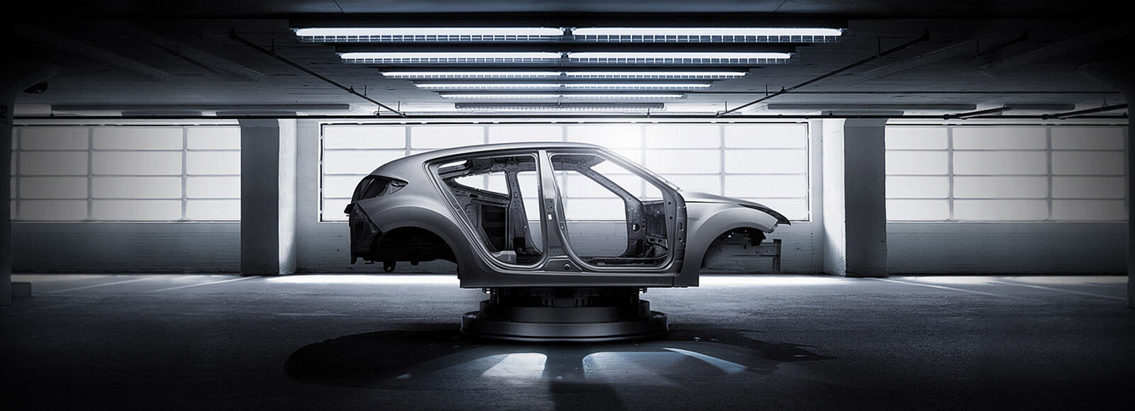 Side view of Veloster's skeleton