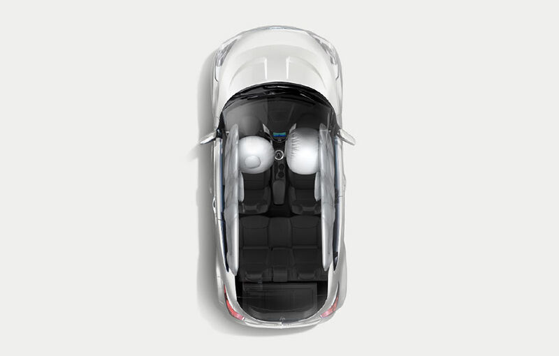 A seats implying active headrests that proactively protect