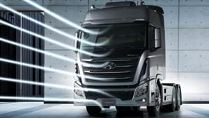 Representación gráfica del aerodinamismo en la parte delantera de un Xcient