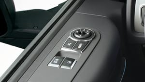 imagen de botones de control de las ventanillas eléctricas