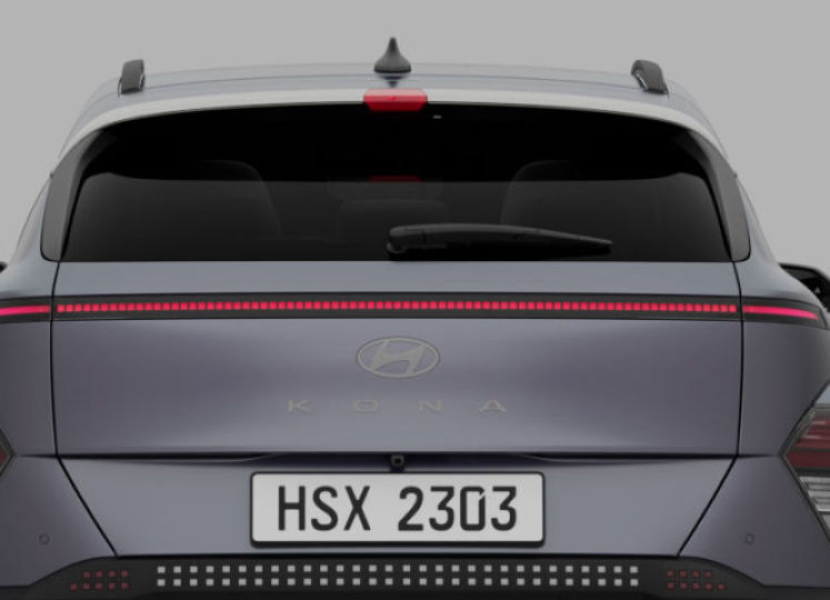 Pixelated Seamless Horizon Rearlamp of The all-new KONA Electric