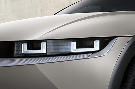 Ioniq 5 Parametric Pixel Head Lamp