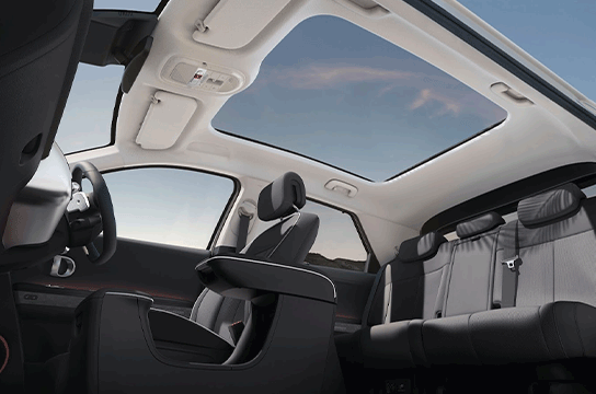 หลังคา Vision Roof พร้อมม่านบังแดดไฟฟ้า