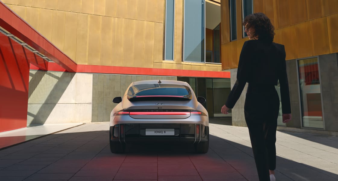 IONIQ 6