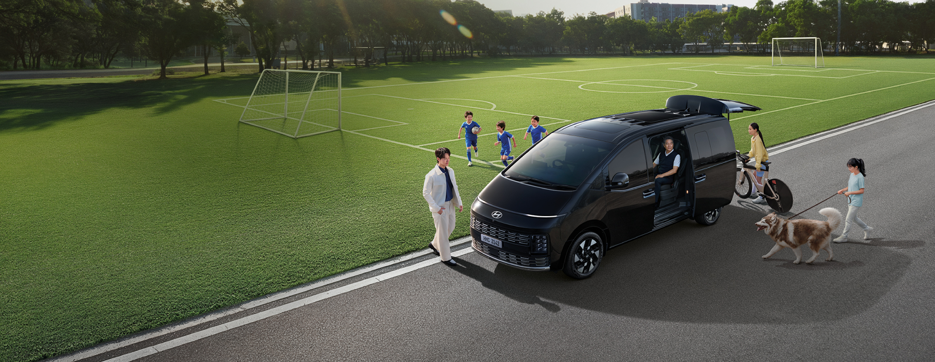 The new STARIA Hybrid