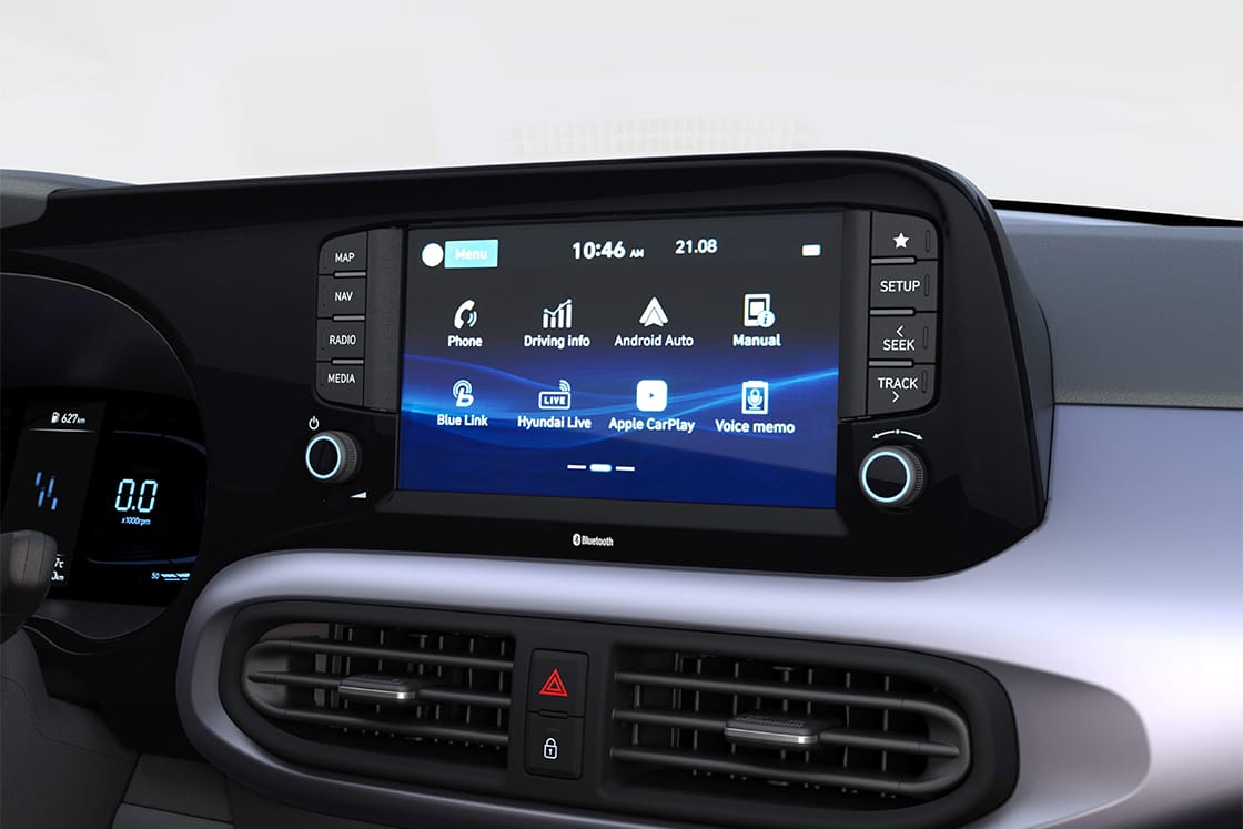 8 inç dokunmatik ekran.