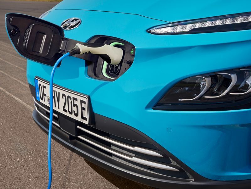  Hyundai Kona Elektrik Sarj Ediliyor