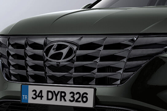 Tucson Dark black chrome radiator grille