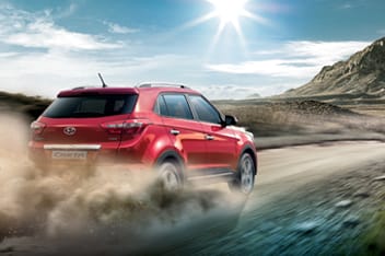 Вид с зади красный Акцент