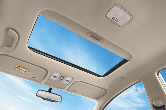Flat-folding 60:40-split rear seats