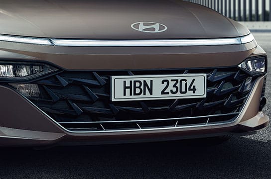 ACCENT : Exterior | Sedan | Hyundai Wallan