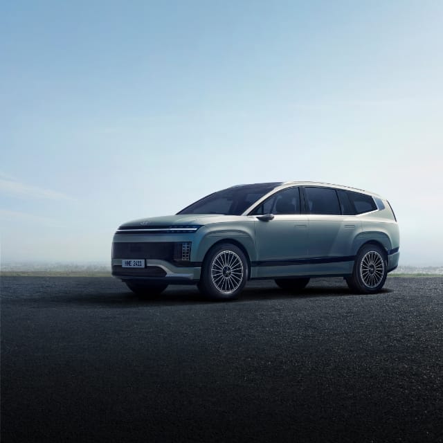 Family enjoying their Hyundai SUV