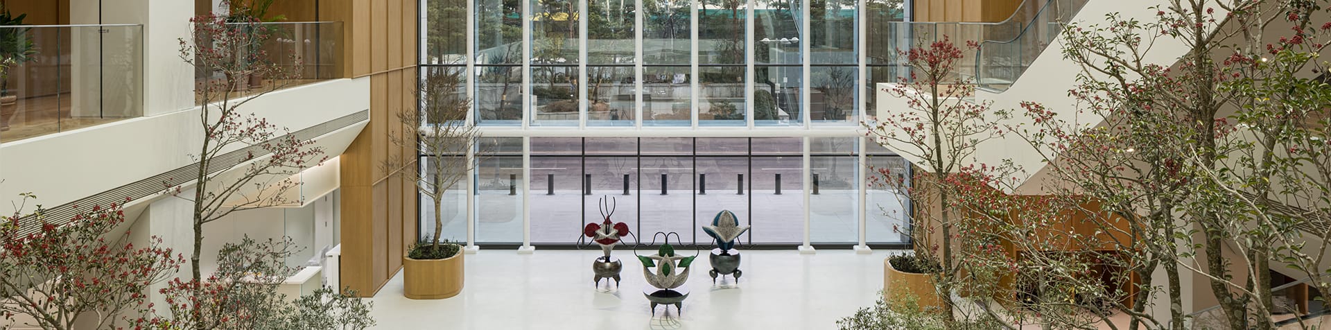 Sonic Mathematical Blossom – Pseudospherical Trinity (from Kuen): Haegue Yang’s “Mathematical Plants” Sculpture
