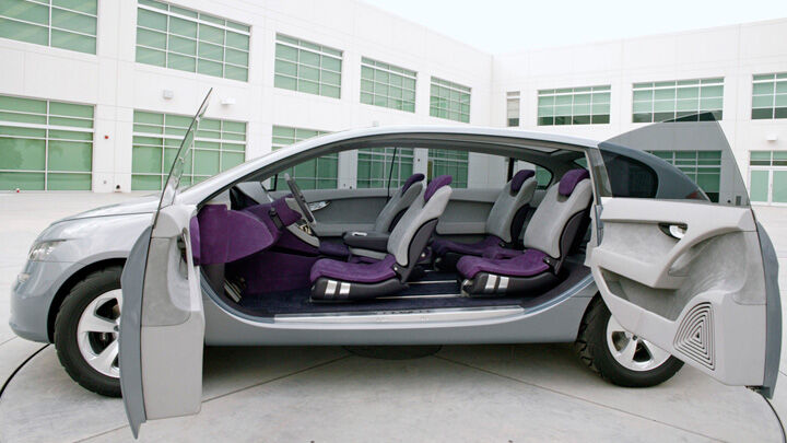 concept_car_2005_portico