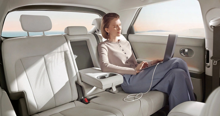 woman ioniq 5
