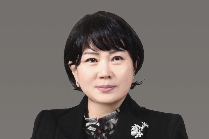 건국대학교 법학전문대학원 최윤희 교수 이미지
