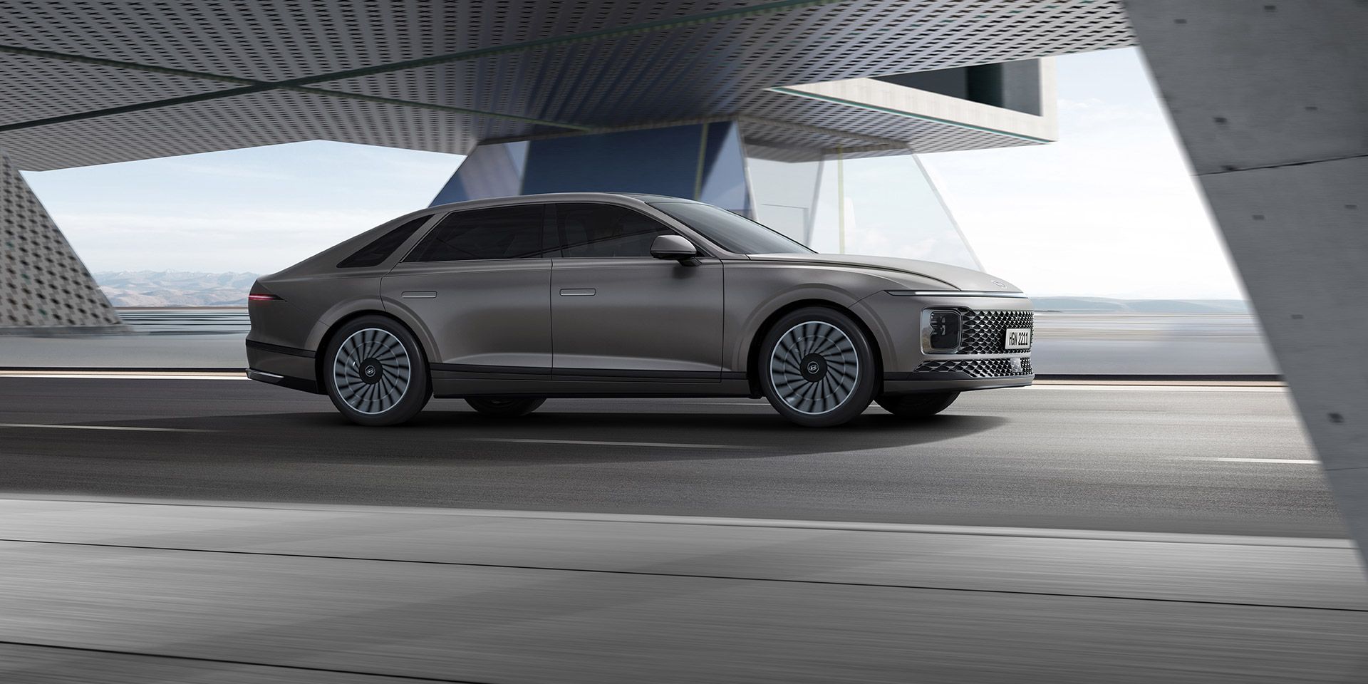 The allnew AZERA Hybrid CARS Hyundai Worldwide