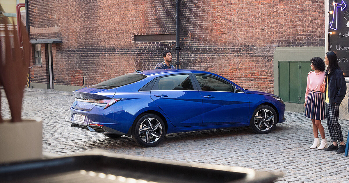 ELANTRA Convenience Sedan Hyundai Worldwide