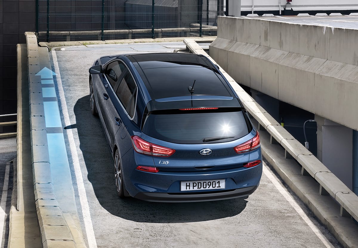 i30 Safety | Hatchback - Hyundai Worldwide