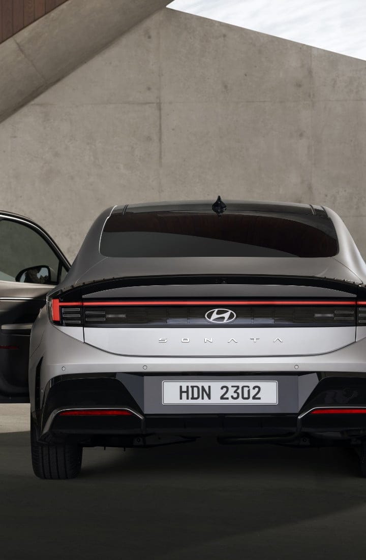 The new SONATA Hybrid | CARS - Hyundai Worldwide