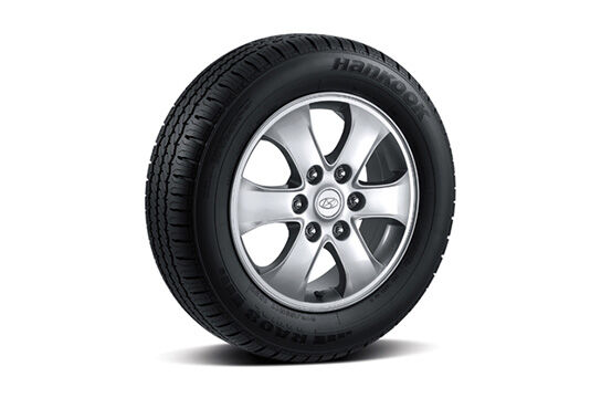 17″ alloy wheels