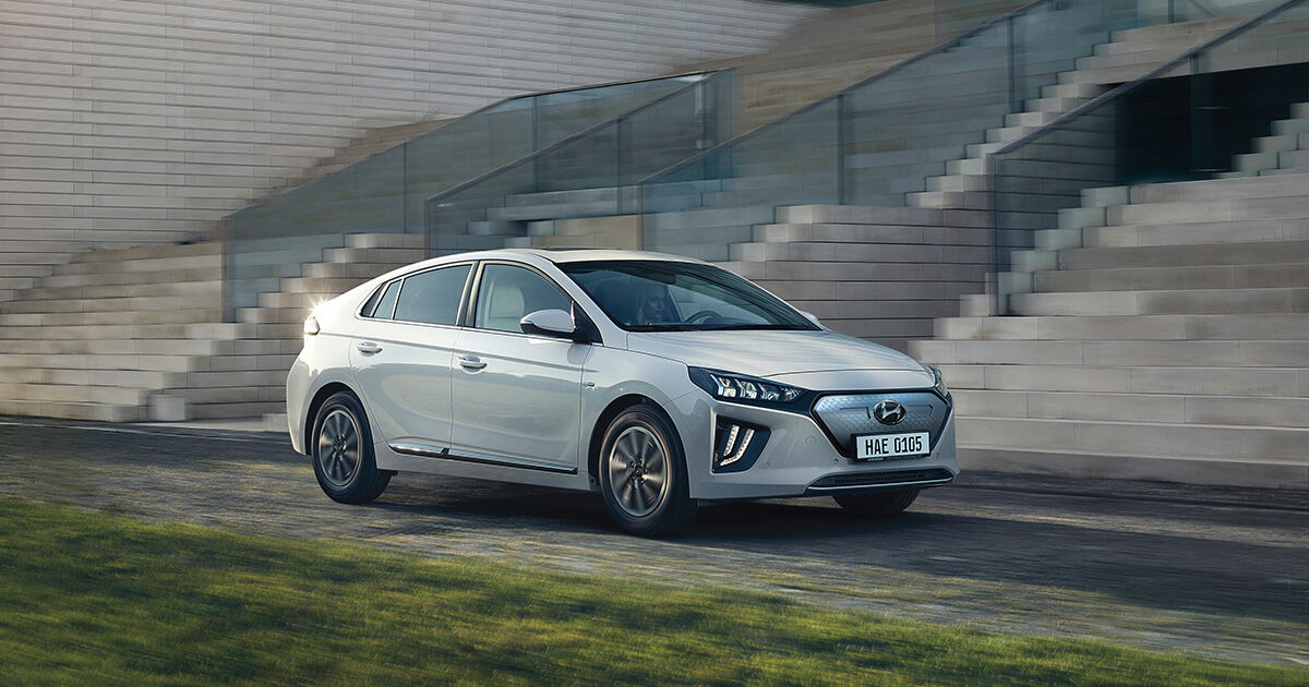 Hyundai ioniq sales electric performance