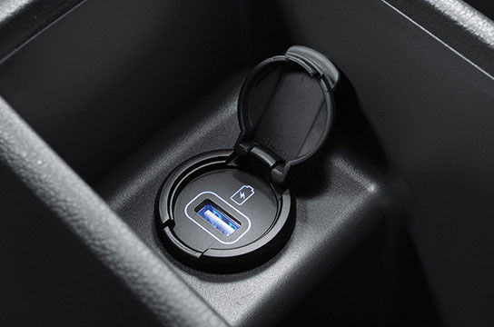 IONIQ hybrid usb charging port (center console)