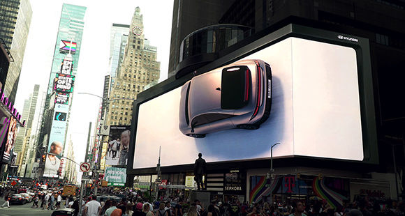 아이오닉 6 design full unveil 쇼케이스 영상이 수놓은 뉴욕 타임스퀘어 빅 카후나