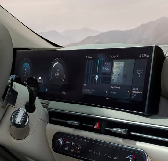 Close-up of the 12.3-inch Panoramic Curved Display